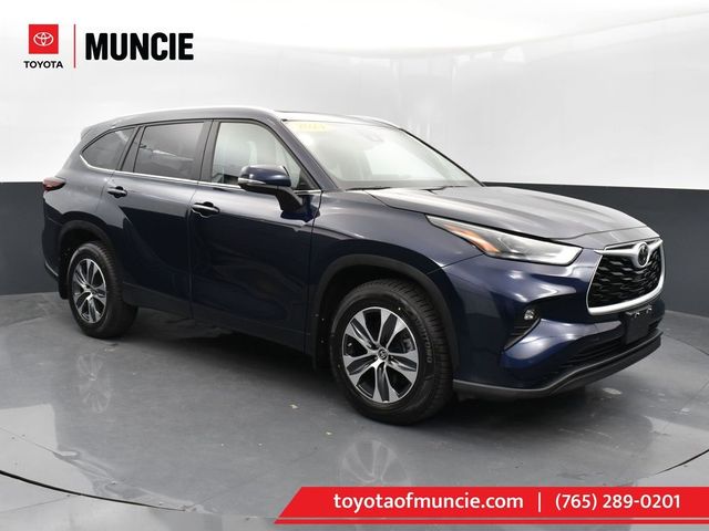 2024 Toyota Highlander XLE