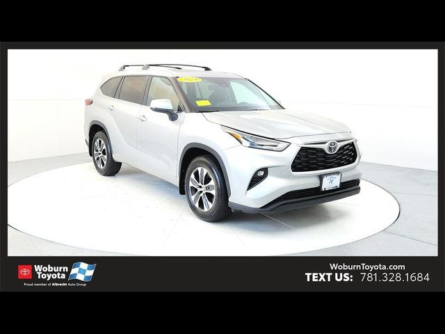 2024 Toyota Highlander XLE