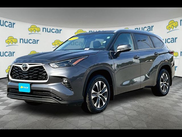 2024 Toyota Highlander XLE