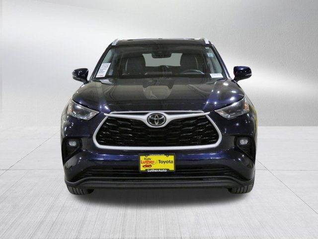 2024 Toyota Highlander XLE