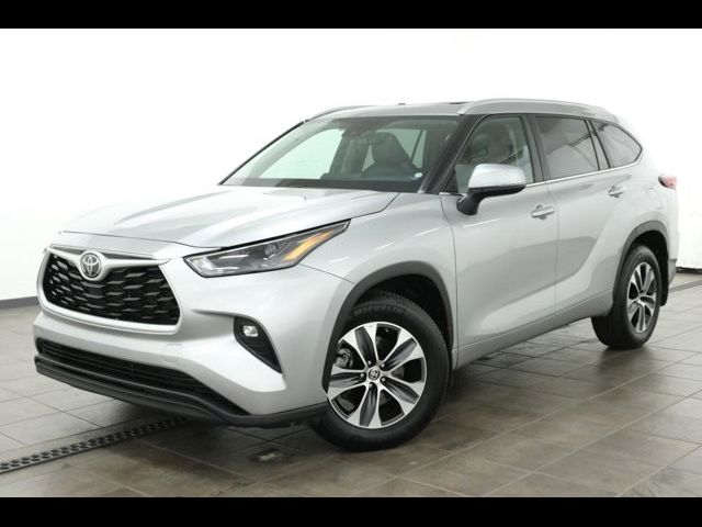 2024 Toyota Highlander XLE