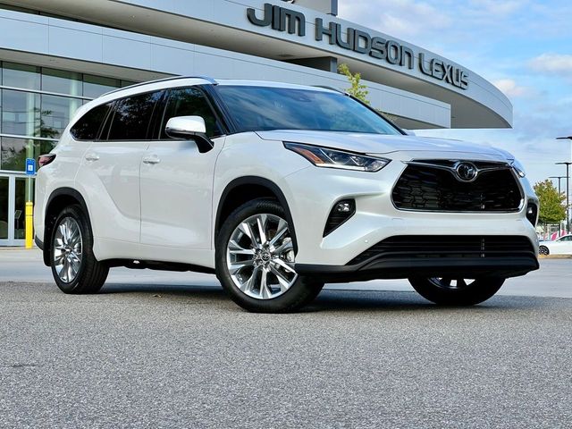 2024 Toyota Highlander XLE