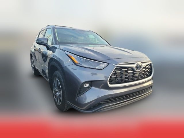 2024 Toyota Highlander XLE