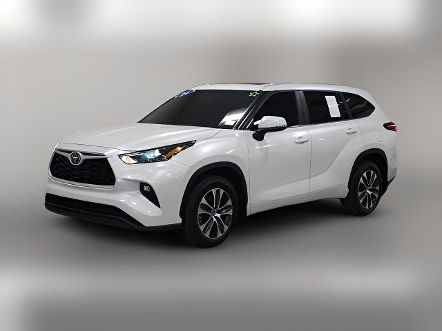 2024 Toyota Highlander XLE