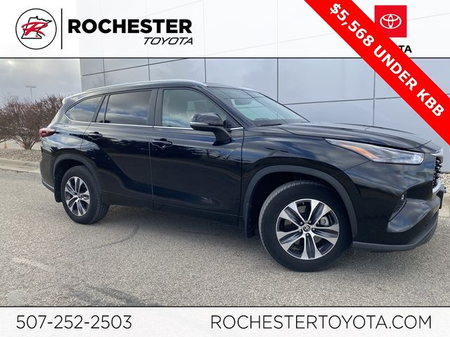 2024 Toyota Highlander XLE