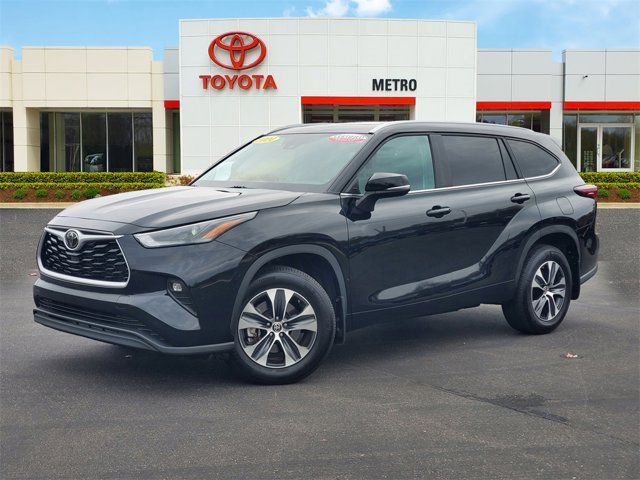 2024 Toyota Highlander XLE