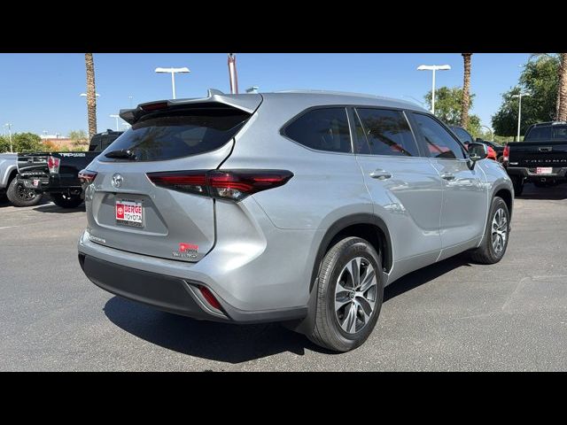 2024 Toyota Highlander XLE