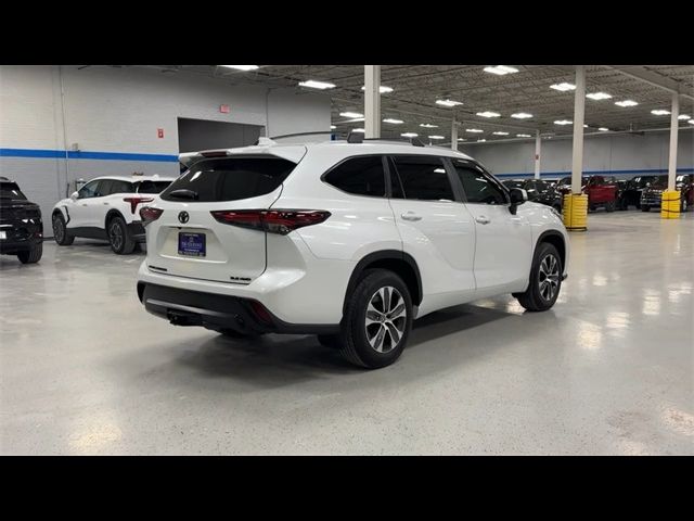 2024 Toyota Highlander XLE