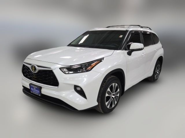 2024 Toyota Highlander XLE