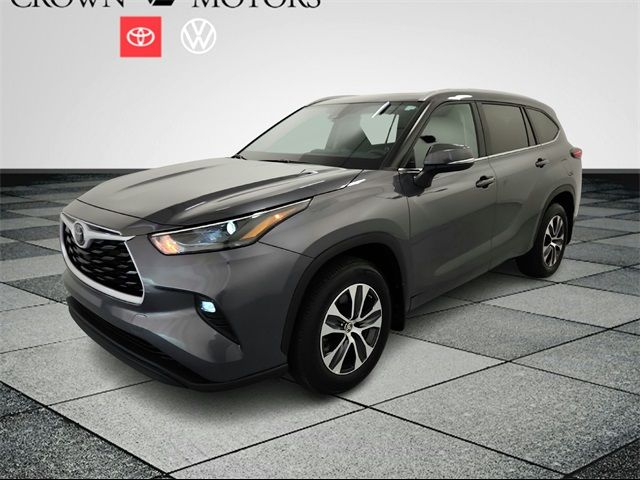 2024 Toyota Highlander XLE