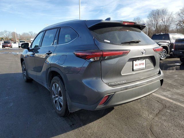 2024 Toyota Highlander XLE