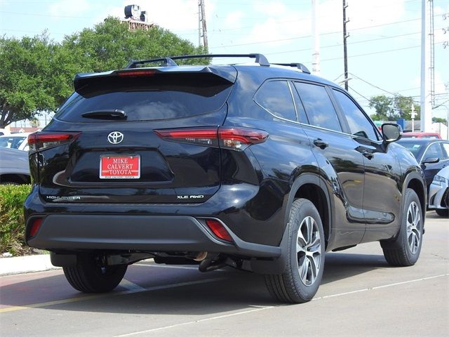 2024 Toyota Highlander XLE