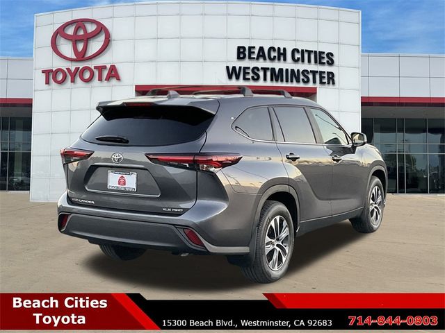 2024 Toyota Highlander XLE