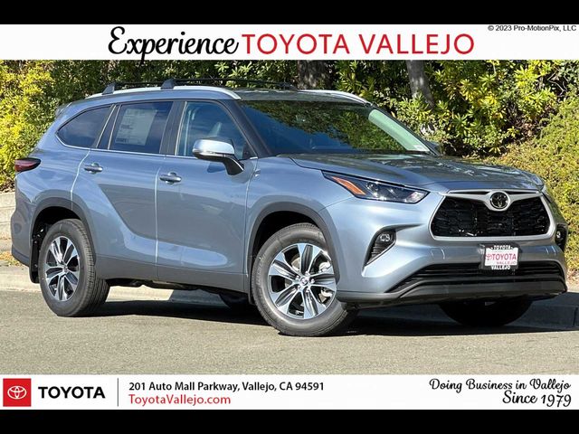 2024 Toyota Highlander XLE