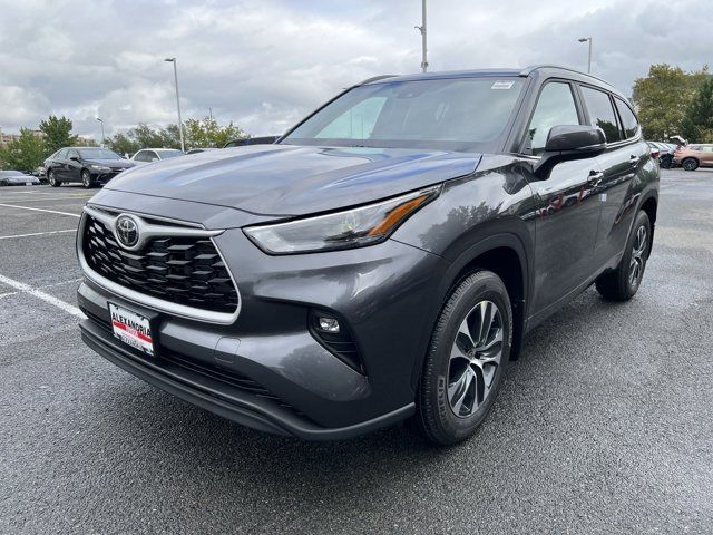 2024 Toyota Highlander XLE