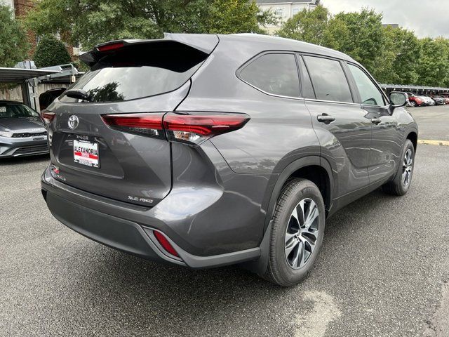 2024 Toyota Highlander XLE