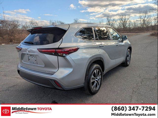 2024 Toyota Highlander XLE