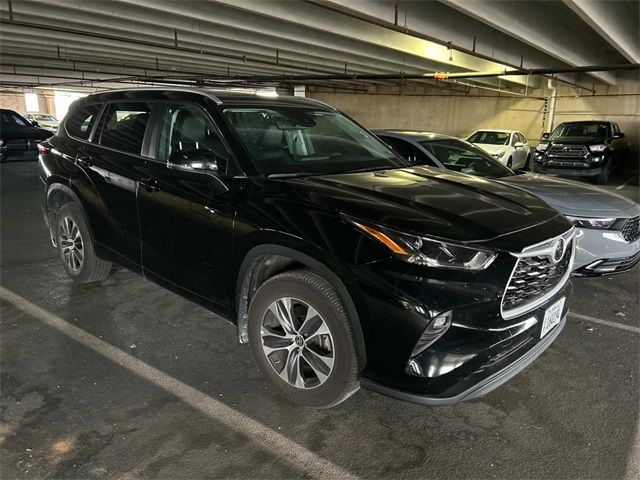 2024 Toyota Highlander XLE