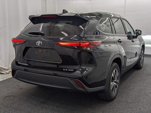 2024 Toyota Highlander XLE