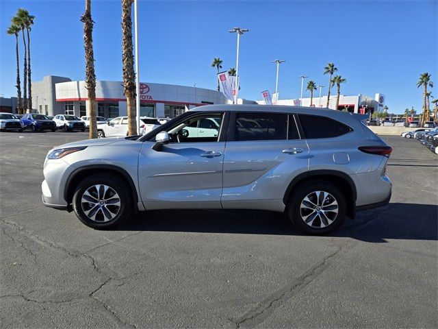 2024 Toyota Highlander XLE