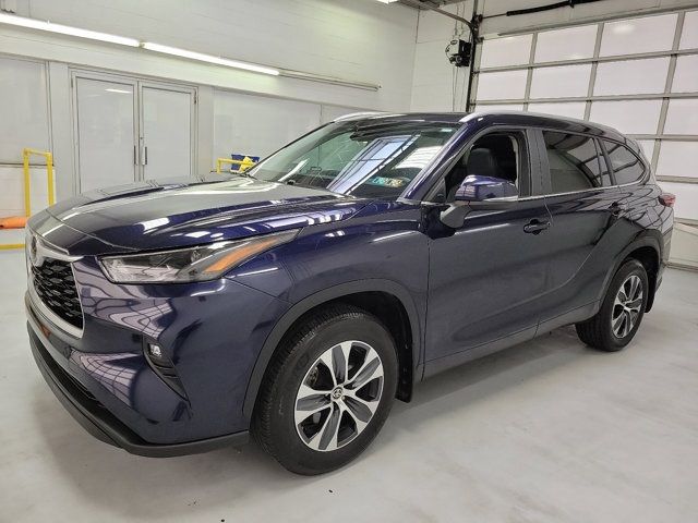 2024 Toyota Highlander XLE