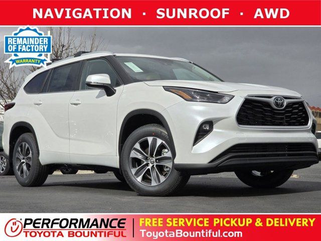 2024 Toyota Highlander XLE