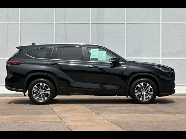 2024 Toyota Highlander XSE