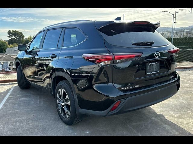 2024 Toyota Highlander XLE