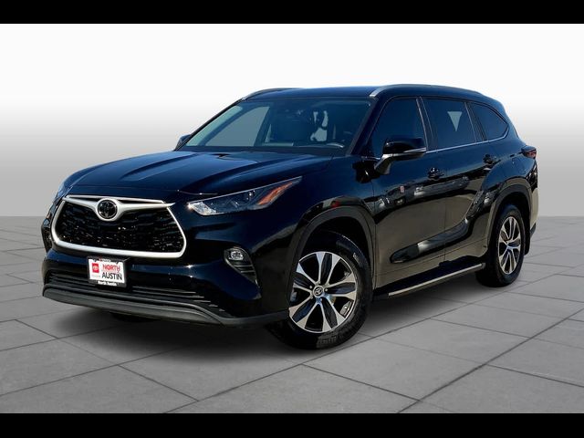 2024 Toyota Highlander XLE