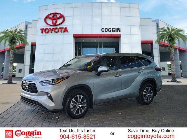 2024 Toyota Highlander XLE