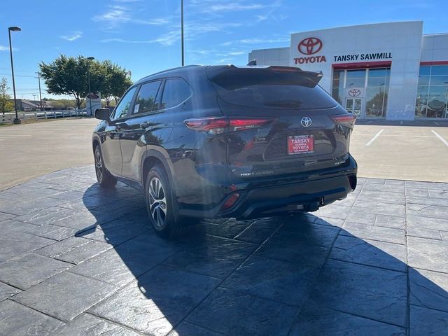 2024 Toyota Highlander XLE