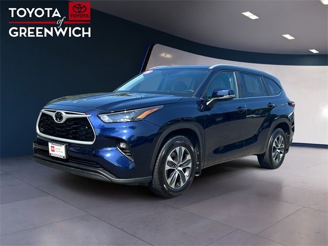 2024 Toyota Highlander XLE