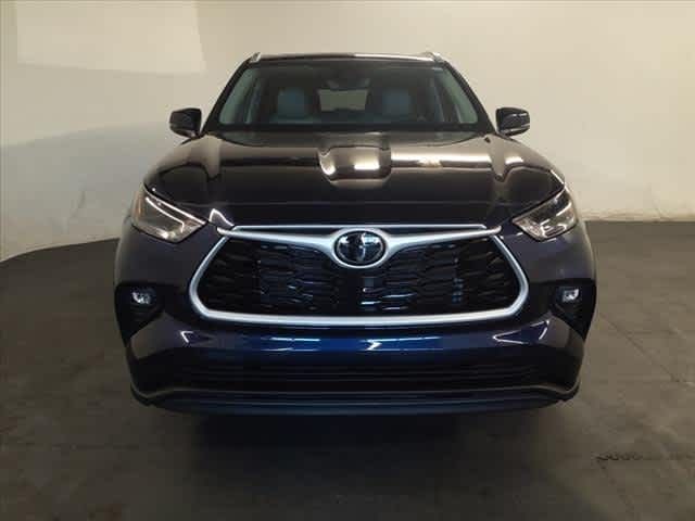 2024 Toyota Highlander XLE