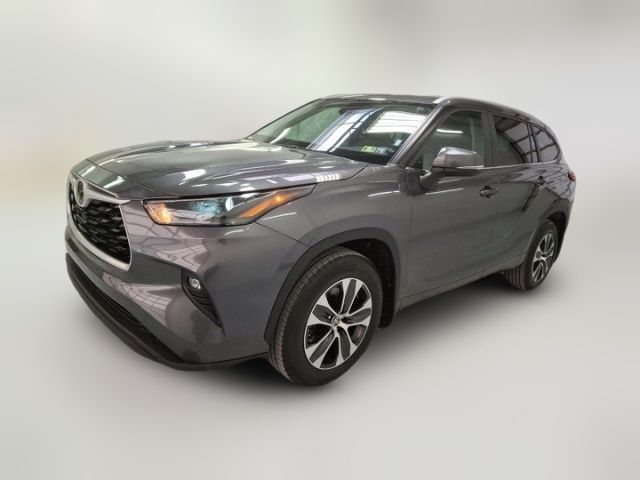 2024 Toyota Highlander XLE