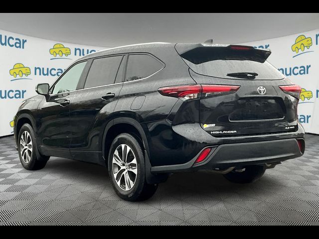 2024 Toyota Highlander XLE