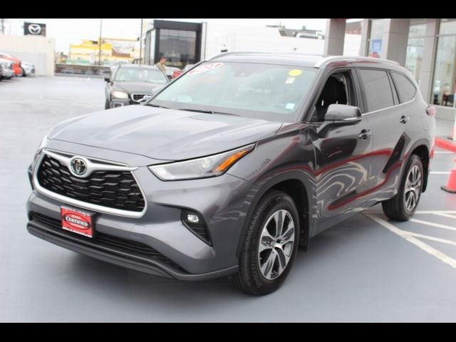 2024 Toyota Highlander XLE