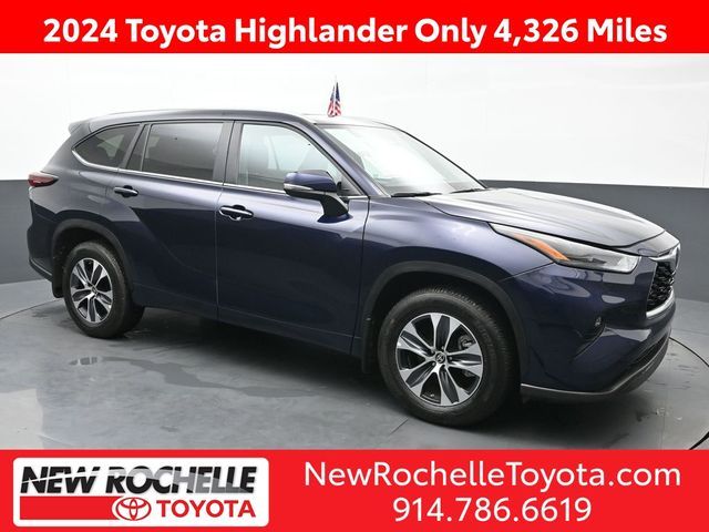 2024 Toyota Highlander XLE