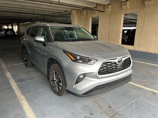 2024 Toyota Highlander XLE