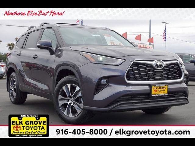 2024 Toyota Highlander XLE