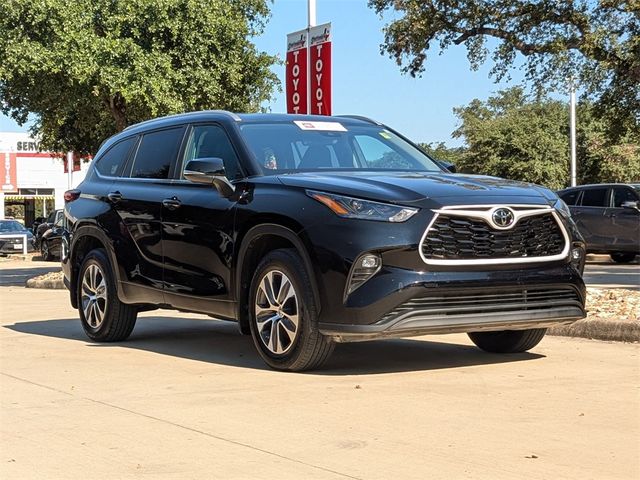 2024 Toyota Highlander XLE