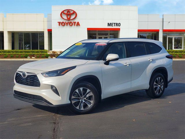 2024 Toyota Highlander XLE