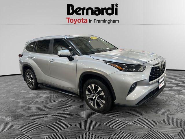 2024 Toyota Highlander XLE