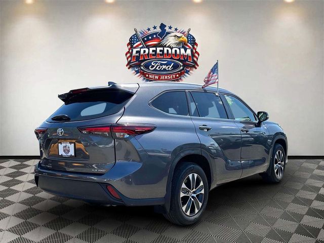 2024 Toyota Highlander XLE