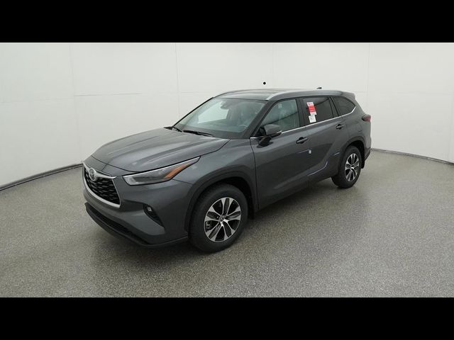 2024 Toyota Highlander XLE