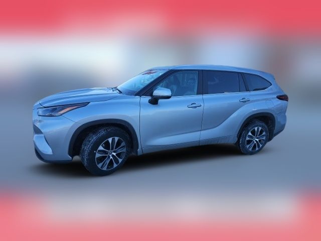 2024 Toyota Highlander XLE