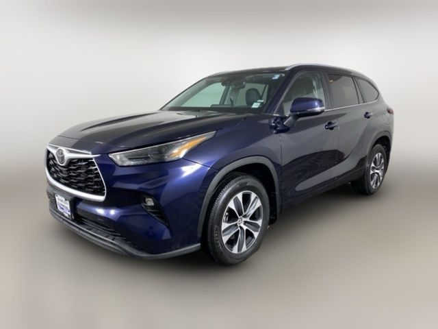 2024 Toyota Highlander XLE