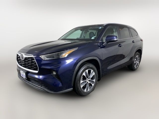 2024 Toyota Highlander XLE