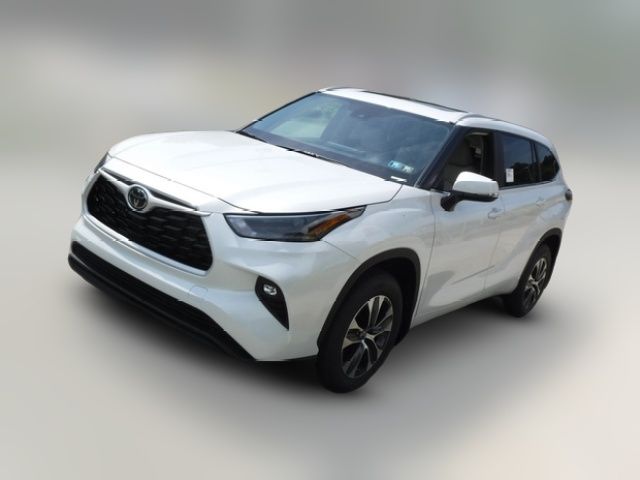 2024 Toyota Highlander XLE