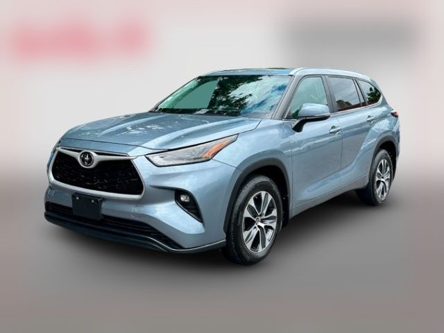 2024 Toyota Highlander XLE