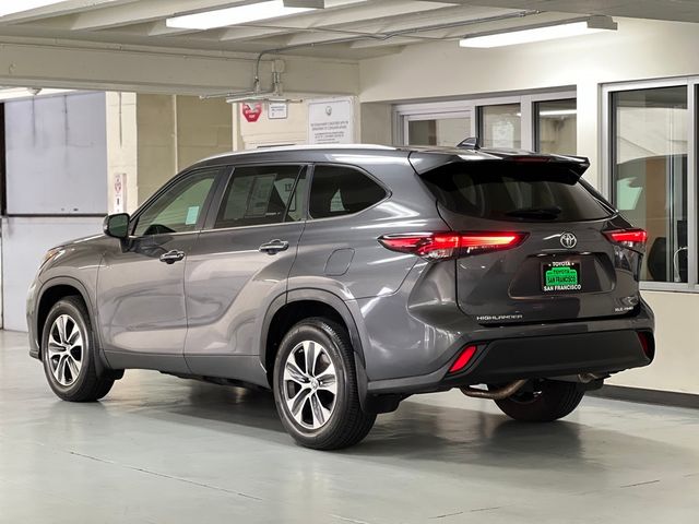 2024 Toyota Highlander XLE